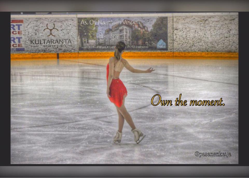 Janika luistelukuva Own the moment